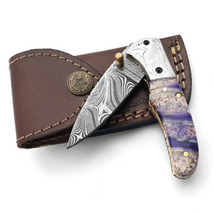 Navaja Plegable de Acero de Damasco Personalizada con Mango de Resina de Mármol Morado y Bolster Grabado, EDC para Caza y Camping, Directo de Fabricante - Product Image 1