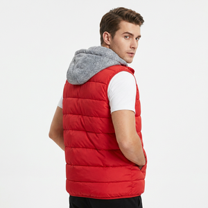 Gilet matelassé à capuche pour homme, rouge, zippé, léger, décontracté, coupe-vent, couleur unie, vêtement d'extérieur d'hiver, fabriqué au Bangladesh - Product Image 4