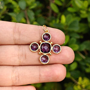 Pendentif Croix Tendance en Quartz Améthyste Plaqué Or 18 carats en Laiton Massif Perlé pour la Fabrication de Bracelets de Bijoux Spirituels pour Enfants - Product Image 3