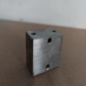 Pièces détachées automobiles en laiton usinées CNC pour composants de trains ferroviaires, prototypage rapide par électroérosion à fil, finition oxyde noir haute performance - Product Image 1