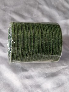 กำไลข้อมือกำมะหยี่สีบานเย็นสำหรับผู้หญิง กำไลแบบซ้อนได้ กำไลคลาสสิกสำหรับเป็นของขวัญ - Product Image 1