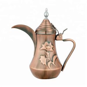 กาต้มกาแฟทองเหลืองสลักลายแบบโบราณ ดัลลาห์แบบดั้งเดิม กาต้มน้ำชา งานฝีมือตะวันออกกลาง ชุดขายส่ง - Product Image 5