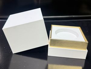 Caja de Presentación Cosmética Rígida Ecológica Personalizada con Laminado Mate, Grabado en Relieve y Forro de Esponja - Product Image 3