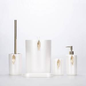 ชุดห้องน้ำเรซิ่นสีขาวมุกและสีทอง  แบบเป็นมิตรต่อสิ่งแวดล้อม  วาดลายด้วยมือ  สไตล์โมเดิร์น - Product Image 2
