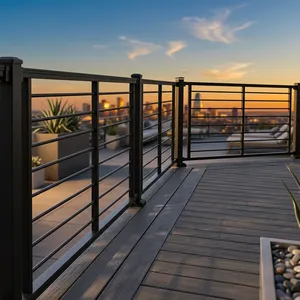 Rampe d'escalier moderne en métal noir avec barres horizontales, poteaux carrés, résistante à l'eau, pour la sécurité des balcons, des terrasses et l'extérieur - Product Image 1