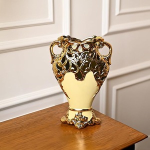 Jarrón Decorativo de Metal Artístico para Exhibición en Mesa, Pieza de Decoración Interior Premium para Hoteles y Hogares - Product Image 3