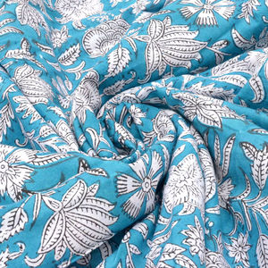 Tela 100% Algodón Suave y Puro con Estampado Floral para Ropa - Túnica India para Vestidos, Cortinas, Ropa de Dormir, Juguetes, Ligera - Product Image 1