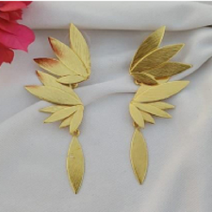 Pendientes Colgantes de Hoja Chapados en Oro Soumya Creations, Joyería de Fiesta Estilo Bohemia para Mujer, Accesorio de Moda con Patrón de Planta de Latón - Product Image 2