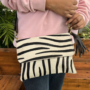 Hot Selling Luxury Ladies Animal Print Cowhide Leather Crossbody Bag for Women's Designer Genuine Leather Wristlet Flap Handbags - Product Image 2