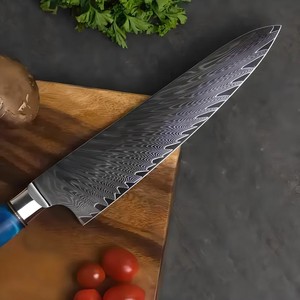 Ensemble de 2 couteaux de chef faits main en acier Damas, lame de 8 pouces, manche en bois et résine, avec étui en cuir - Product Image 2