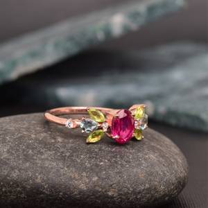Hermoso Anillo de Compromiso Religioso con Rubí y Peridoto, Plata de Ley 925, Chapado en Oro de 14K, Chapado en Rodio, Anillo con Racimo de Piedras Preciosas - Product Image 4