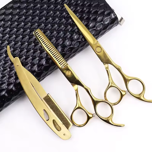 Tijeras de Corte de Pelo Profesionales de Acero Inoxidable de Alta Calidad, Color Negro Dorado, para Barbería, de Ariston International - Product Image 3
