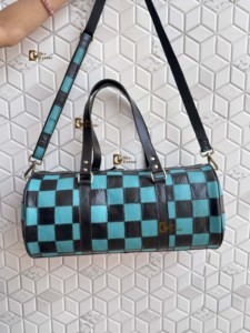 Latest Arrival Hand Tooled Leather Luggage Bags Checkers Pattern Handmade Bag Unisex Travel Bag Multi Uses Big Size Bag - Product Image 4