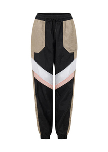 Conjunto Deportivo de Forro Polar para Invierno 2026, de Alta Calidad, con Cordón Ajustable, Chaqueta Cortavientos y Pantalones Jogger, Personalizable con Logotipo, Venta al Por Mayor - Product Image 3