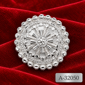 MOLL JEWELLERS Broche Floral de Aleación Chapado en Oro con Zirconia, Pin Decorativo de Filigrana para Solapa, Ideal para Accesorios de Vestuario de Boda - Product Image 6