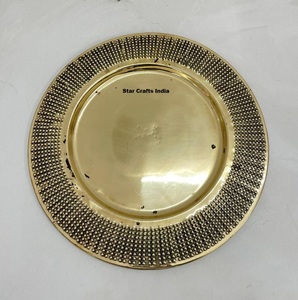 Customized Modern Eco-Friendly Luxury Durable Round Polished Metal <b>Charger</b> Plates for Weddings Hotels Home Decor - Product Image 1