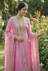 Ensemble Kurta et pantalon en soie rose avec dupatta, tenue traditionnelle indienne et pakistanaise pour mariage, longueur cheville, coupe classique pour femme - Product Image 3