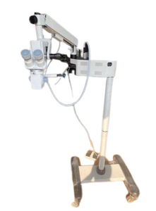 Microscope chirurgical dentaire binoculaire, grossissement 25x, électrique, certifié CE, construction métallique, tête inclinable à 180° °   Optiques Inclinées.. - Product Image 4