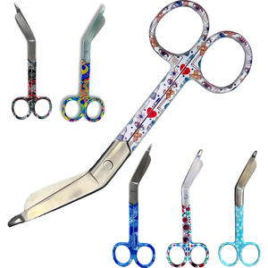 Ciseaux d'infirmière à bout arrondi, motif décoratif, pour pansements et bandages – Ciseaux parfaits pour les infirmières, les premiers secours et les étudiants en médecine vétérinaire - Product Image 3