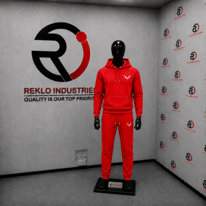 Conjunto Deportivo Personalizado Rojo para Hombre, Sudadera con Capucha y Pantalones Jogger, Ropa Deportiva al por Mayor, Ropa Casual de Calle, Chándal para Gimnasio y Entrenamiento - Product Image 3