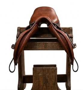 Selle de dressage western en cuir avec arceau en plastique, quincaillerie durable nickelée - Product Image 5