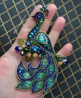 Broche florale vintage brodée pour vestes, manteaux et robes – Élégante broche de revers perlée faite à la main pour femme – Broderie tendance