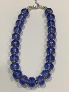 สร้อยคอประดับลูกปัดเรซิ่นหลากสี งานแฮนด์เมด ดีไซน์โดดเด่น น้ำหนักเบา แฟชั่นสำหรับผู้หญิง ขายส่งงานฝีมือเรซิ่น - Product Image 6