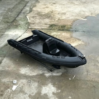 Bateau à rames gonflable en PVC Hyparon et fibre de verre de 5,5 m