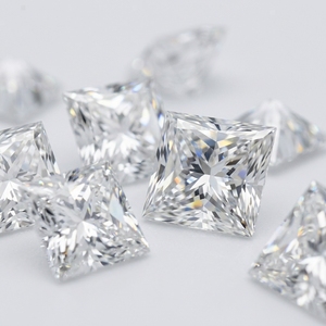 Diamant synthétique de laboratoire taille princesse CVD HPHT DEF VVS VS 1,50 mm à 2,50 mm 0,02 à 0,10 ct, non monté, pour la fabrication de bijoux - Product Image 1