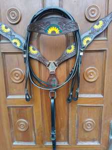 Premium quality Western <b>Leather</b> Sunflower Headstall and Breastplate Set Handcrafted Horse Bridle Tack with Floral <b>Tooled</b> <b>Leather</b> - Product Image 2