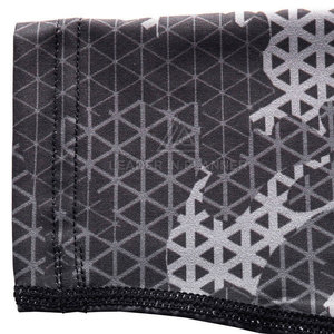 บริการ OEM เสื้อคอมเพรสชั่นผู้ชายแบบระบายอากาศ แห้งเร็ว พิมพ์ลายแบบซับลิเมชั่นตามสั่ง ขายส่ง น้ำหนักเบา ผลิตจากผ้าสแปนเด็กซ์/โพลีเอสเตอร์ - Product Image 6