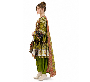 Vêtements pour femmes de haute qualité, couleur verte, style vintage Kuchi, hautement personnalisables, mode moderne, robes vintage afghanes Kuchi. - Product Image 3