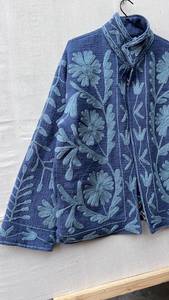 Robe en coton et bambou brodée de fleurs, style bohème Suzani, faite à la main, écologique, lavable, col roulé, coupe ample, pour toutes les saisons - Product Image 2