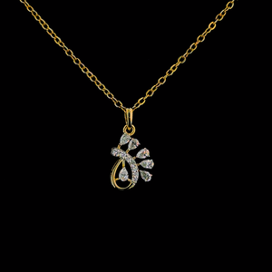 Collier pendentif floral en or jaune avec diamant de laboratoire, collier pendentif en diamant taille poire pour femme, pendentif délicat en diamant pour le quotidien - Product Image 1