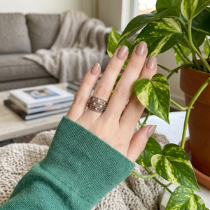 Anillo de cóctel de oro blanco de 18k con diamante marrón de talla brillante y engaste de puntas, clásico y moderno, para compromiso, boda, aniversario o fiesta, para mujer - Product Image 4