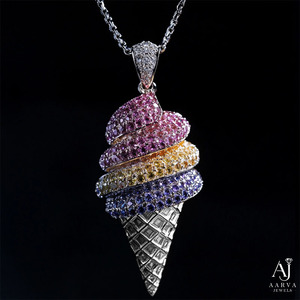 จี้ไอศกรีมสีทองประดับมอสซาไนต์หลากสีแบบไมโครพาเว่ สร้อยคอรูปขนมหวานสำหรับผู้หญิง - Product Image 2