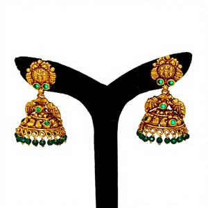 Pendientes Antiguos de Oro Sólido de 22k con Motivo de Lakshmi Hecho a Mano, con Esmeraldas Verdes y Perlas Naturales para Bodas - Product Image 1