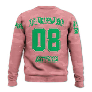 Sweat-shirt à col rond Alpha Aka Alpha Pink Camouflage, coupe régulière unisexe, imprimé avec des lettres grecques, sweat-shirt universitaire - Product Image 3