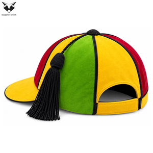 Casquette d'honneur unisexe en velours rouge, jaune et vert, avec passepoil noir et pompon, idéale pour les cérémonies scolaires, sportives et de présentation. - Product Image 2