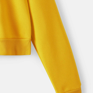 Top Corto Personalizado con Logotipo, Servicio OEM, Top Corto Informal para Entrenamiento, Top Corto de Manga Corta, Ropa Deportiva, Ajuste Delgado, Precio Económico - Product Image 6