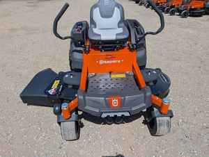 เครื่องตัดหญ้าแบบนั่งขับขนาด 48 นิ้ว รุ่น TS248XD เครื่องยนต์เบนซิน สำหรับสวนและสนามหญ้าเชิงพาณิชย์ - Product Image 3