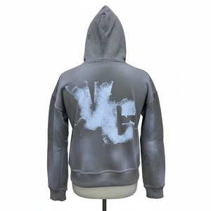 Sudaderas personalizadas de alta calidad para hombre, con efecto deslavado, de 400 g/m², con logotipo personalizado con pedrería y bordado. - Product Image 2