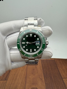 Montre de plongée automatique en acier inoxydable, haute qualité, édition limitée, cadran vert, lunette en céramique verte, mouvement ETA - Product Image 3