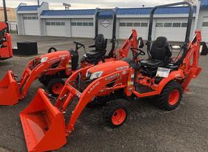 Tractor Utilitario Compacto Kubota BX23S Original de 23 HP |   Tractor Diésel 4x4 para Agricultura y Jardinería - Product Image 6