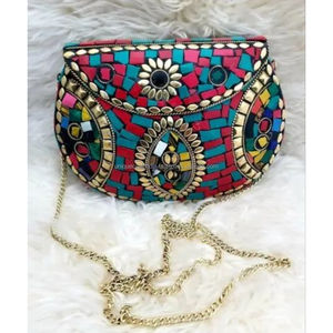 Bolso de mano con mosaico de resina Multicolor y latón con patrón rojo, verde y dorado, monedero de fiesta hecho a mano para mujeres, eventos de boda - Product Image 1