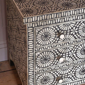 Eclectic Wood Chest Of <b>Drawers</b> With Geometric Inlay Pattern 3 <b>Drawer</b> <b>Storage</b> Cabinet <b>For</b> Bedroom Furniture - Product Image 3