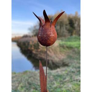 Rust Iron Tulip Sculpture Garden Art Decor Rust Finish Metal Flower Theme <b>Ground</b> Mount <b>Stake</b> Cheap Price - Product Image 1