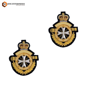 Insignias Personalizadas para Uniformes de Club, Insignias de Alta Calidad con Bordado y Material Duradero - Product Image 3