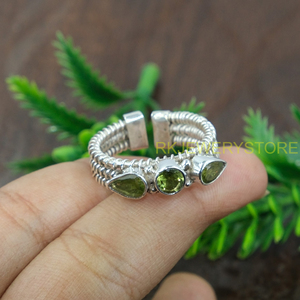 Anillo de Peridoto Verde Natural en Plata de Ley 925, Hecho a Mano, Diseño Multibanda, Estilo Boho, con Piedra Preciosa, para Mujer, Joyería Artesanal - Product Image 5