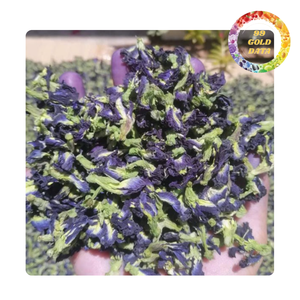 Suministro a granel de flor de guisante mariposa deshidratada para té de hierbas, ingrediente para bebidas de té azul - Product Image 1